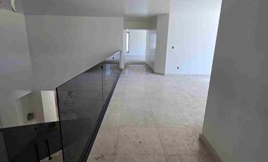 Rento Departamento en 2 niveles en PLanta Baja Residencial Fuentes de las Lomas Interlomas