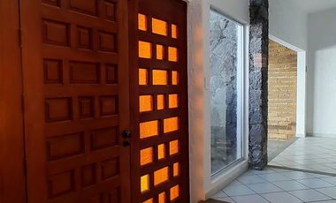 CUERNAVACA CHAPULTEPEC CASA EN RENTA EN PRIVADA CON VIGILANCIA