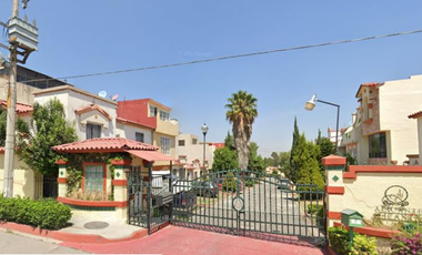 HERMOSA CASA EN VENTA EN FRACC. VILLA REAL, TECAMAC