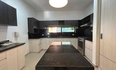 Casa en venta en Temozón Norte – 4 recamaras, gran terreno.