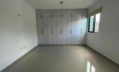 Casa en venta en Temozón Norte – 4 recamaras, gran terreno.