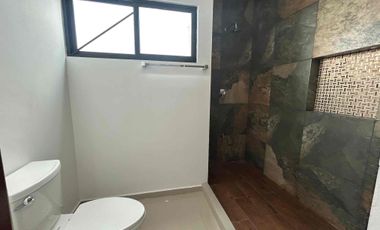 Casa en venta en Temozón Norte – 4 recamaras, gran terreno.
