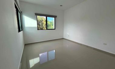 Casa en venta en Temozón Norte – 4 recamaras, gran terreno.