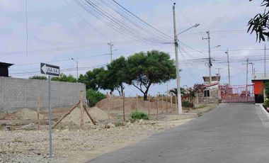 De oportunidad En Venta Terreno Frente a Entrada A Punta Blanca Santa Elena