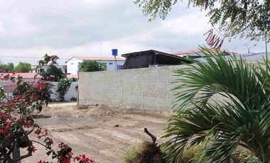 De oportunidad En Venta Terreno Frente a Entrada A Punta Blanca Santa Elena