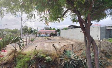 De oportunidad En Venta Terreno Frente a Entrada A Punta Blanca Santa Elena