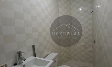 En Machala, Av. Onceava Norte se Vende Villa con losa para Proyección de otro piso