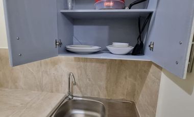 Suite Amoblada en Alquiler en Urdenor,  Planta Baja, 1 Baño, Norte de Guayaquil, Parqueo,  Seguridad.