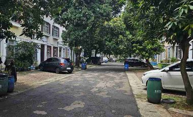 Disewakan Townhouse murah Taman ayu