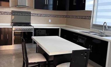 CASA EN RENTA EXHDA. LA LUZ BLVD. BONFIL