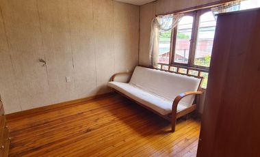 Imperdible Inversión en Castro: Casona de 19 Dormitorios frente a Mirador Chacabuco