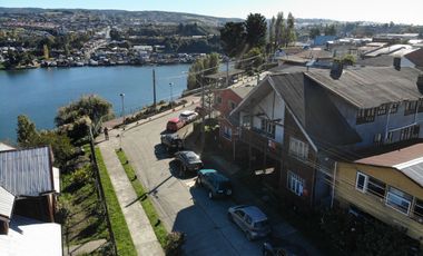 Imperdible Inversión en Castro: Casona de 19 Dormitorios frente a Mirador Chacabuco