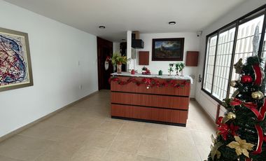 VENDO APARTAMENTO PARA REMODELAR A SU GUSTO EN EDIFICIO TORREON EN CABECERA DEL LLANO EN BUCARAMANGA