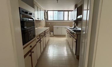 VENDO APARTAMENTO PARA REMODELAR A SU GUSTO EN EDIFICIO TORREON EN CABECERA DEL LLANO EN BUCARAMANGA