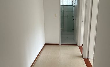 VENDO APARTAMENTO PARA REMODELAR A SU GUSTO EN EDIFICIO TORREON EN CABECERA DEL LLANO EN BUCARAMANGA
