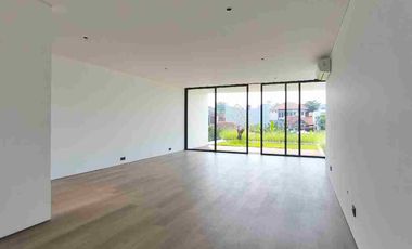 Dijual rumah mewah Full Furnished baru di Telaga Bodas Gajahmungkur