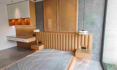 Dijual rumah mewah Full Furnished baru di Telaga Bodas Gajahmungkur