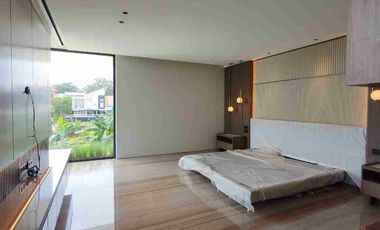 Dijual rumah mewah Full Furnished baru di Telaga Bodas Gajahmungkur