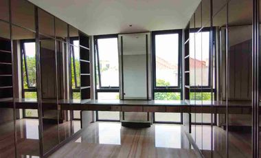 Dijual rumah mewah Full Furnished baru di Telaga Bodas Gajahmungkur