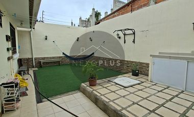 En Venta en Machala en Av. Onceava Norte Se Vende LInda Villa Independiente de 3 Dormitorios