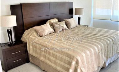 CASA EN RENTA, LOMAS DE GRAN JARDÍN. León,Gto; AMUEBLADA, EQUIPADA, 3 REC. CON BAÑO 3 AUTOS