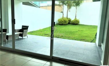 CASA EN RENTA, LOMAS DE GRAN JARDÍN. León,Gto; AMUEBLADA, EQUIPADA, 3 REC. CON BAÑO 3 AUTOS