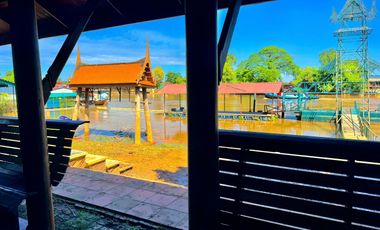 Traditional Thai-style house for rent by the Chao Phraya River, Mueang District, Ayutthaya.