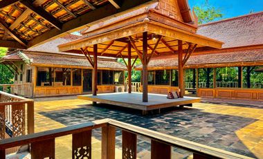 Traditional Thai-style house for rent by the Chao Phraya River, Mueang District, Ayutthaya.