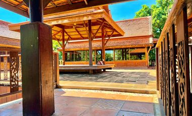 Traditional Thai-style house for rent by the Chao Phraya River, Mueang District, Ayutthaya.