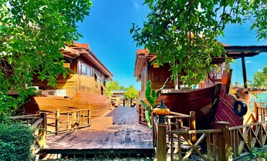 Traditional Thai-style house for rent by the Chao Phraya River, Mueang District, Ayutthaya.