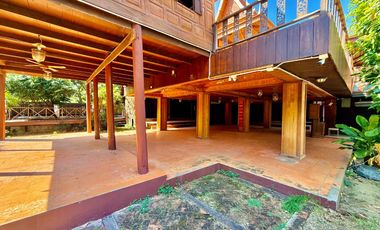 Traditional Thai-style house for rent by the Chao Phraya River, Mueang District, Ayutthaya.