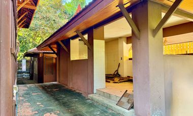 Traditional Thai-style house for rent by the Chao Phraya River, Mueang District, Ayutthaya.