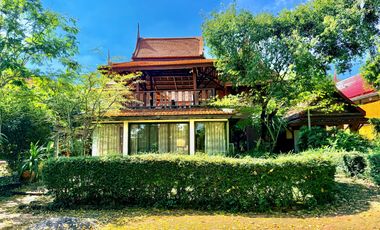 Traditional Thai-style house for rent by the Chao Phraya River, Mueang District, Ayutthaya.