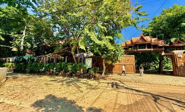 Traditional Thai-style house for rent by the Chao Phraya River, Mueang District, Ayutthaya.