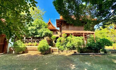 Traditional Thai-style house for rent by the Chao Phraya River, Mueang District, Ayutthaya.