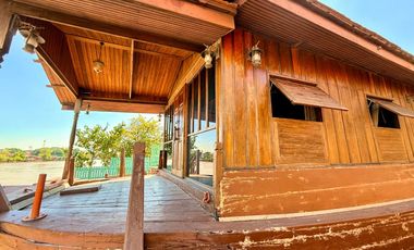 Traditional Thai-style house for rent by the Chao Phraya River, Mueang District, Ayutthaya.