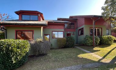 Se arrienda hermosa propiedad ubicada en Los notros de Curiñanco, Valdivia