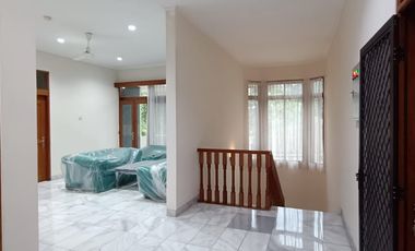 Rumah Mewah dengan Lokasi Premium di Jervois Park, TB Simatupang Jakarta Selatan