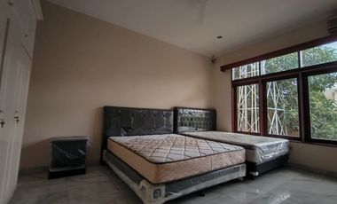 Rumah 2 Lantai Jervois Park Dengan Private Pool di TB Simatupang Jakarta Selatan