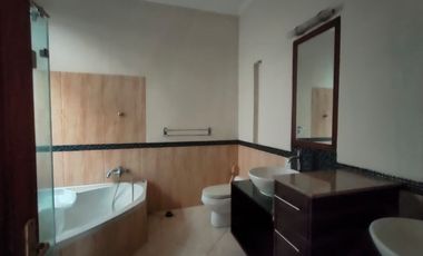 Rumah 2 Lantai Jervois Park Dengan Private Pool di TB Simatupang Jakarta Selatan