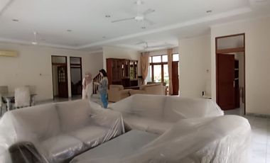 Rumah Mewah Dengan Lokasi Premium di TB Simatupang, Jakarta Selatan