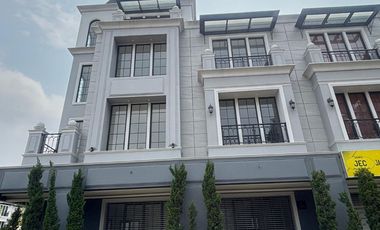 Dijual Atau Disewakan Ruko Jalan I Gusti Ngurah Rai Bukit Podomoro Boulevard 3 Lantai, Lebar 5, Panjang 10, Parkir Luas dan Tidak Berbayar Duren Sawit