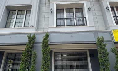 Dijual Atau Disewakan Ruko Jalan I Gusti Ngurah Rai Bukit Podomoro Boulevard 3 Lantai, Lebar 5, Panjang 10, Parkir Luas dan Tidak Berbayar Duren Sawit