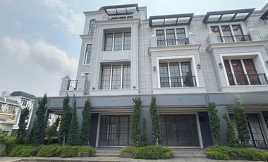 Dijual Atau Disewakan Ruko Jalan I Gusti Ngurah Rai Bukit Podomoro Boulevard 3 Lantai, Lebar 5, Panjang 10, Parkir Luas dan Tidak Berbayar Duren Sawit