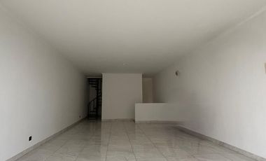 Dijual Atau Disewakan Ruko Jalan I Gusti Ngurah Rai Bukit Podomoro Boulevard 3 Lantai, Lebar 5, Panjang 10, Parkir Luas dan Tidak Berbayar Duren Sawit