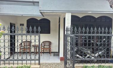 Dijual Cepat Rumah di Wisma Tropodo Sidoarjo