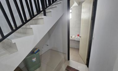 Dijual/ Disewakan Rumah di Jl. Delima Utara 3 cluster Ruby, Pondok Tjandra Indah, Sidoarjho-Fully Furnished