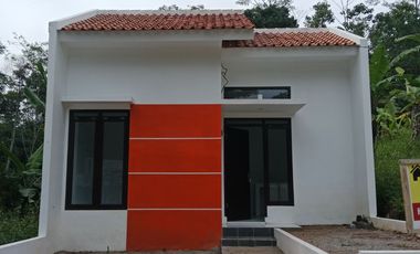 Rumah Murah Siap Huni di Bandung Timur Dekat Exit Tol Cileunyi – Nyalindung Cileunyi, AJB, 150 Juta