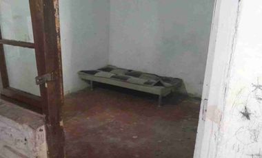 SÚPER OFERTA, PRECIO REBAJADO !! No pierda esta excelente oportunidad. Se Vende Propiedad Comercial con casa, especial para Negociantes o Inversionistas.