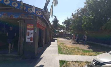 SÚPER OFERTA, PRECIO REBAJADO !! No pierda esta excelente oportunidad. Se Vende Propiedad Comercial con casa, especial para Negociantes o Inversionistas.